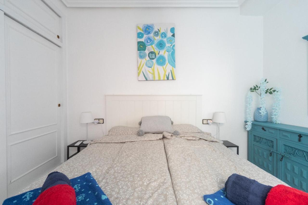 Apartment / *