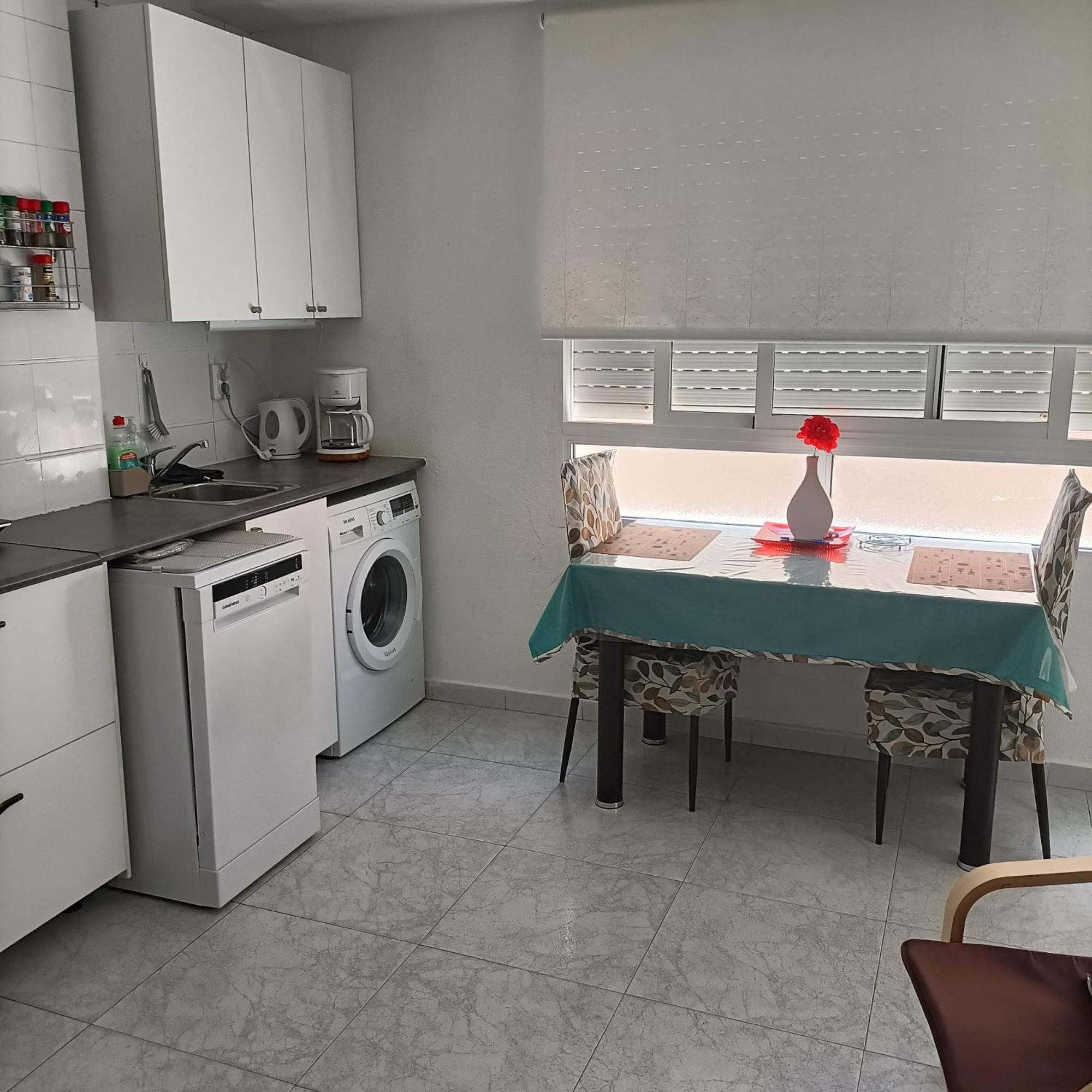 Appartement / *